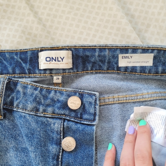 SOLD - Picture 4 of 6